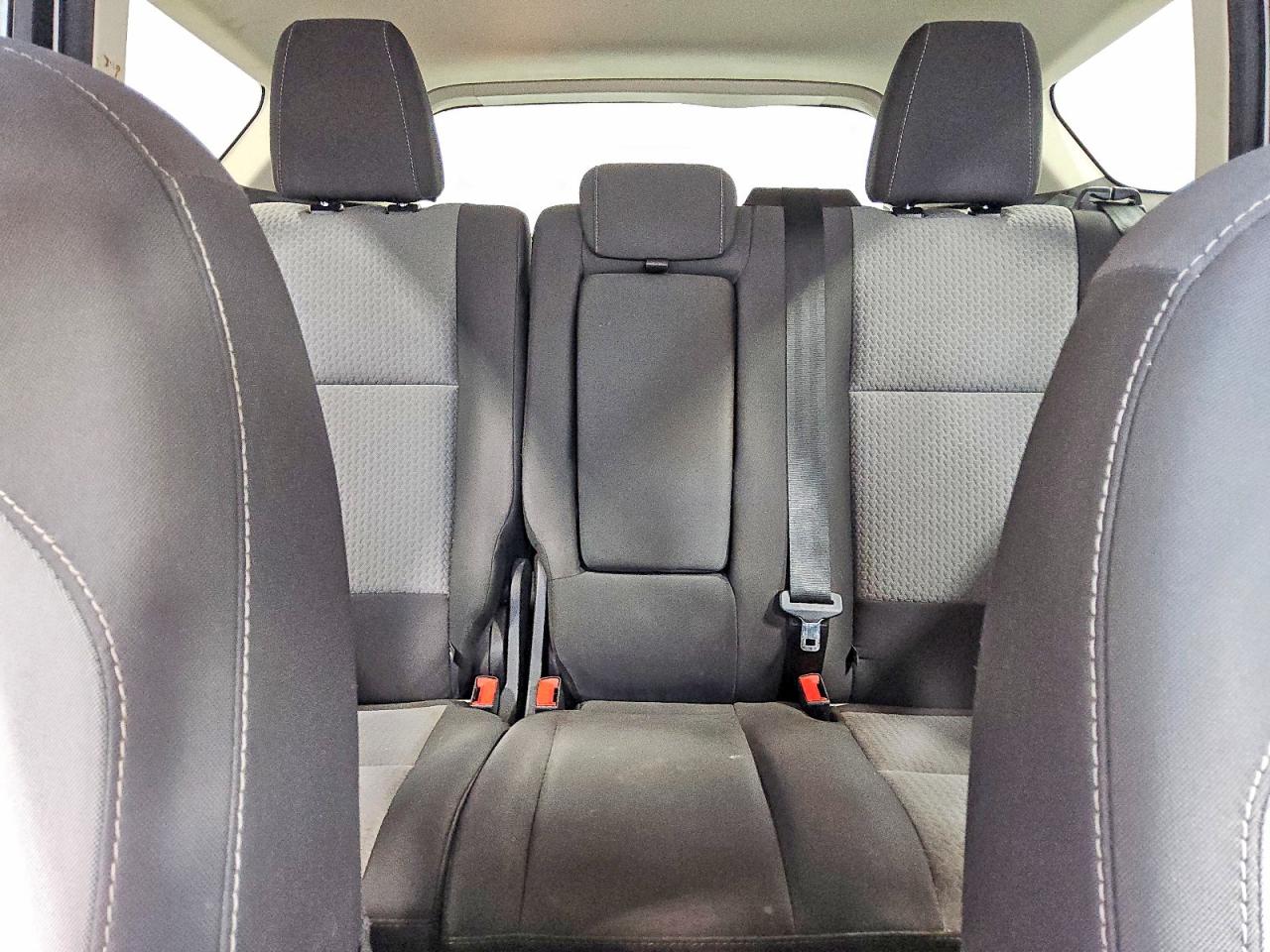 2017 FORD ESCAPE SE photo 10