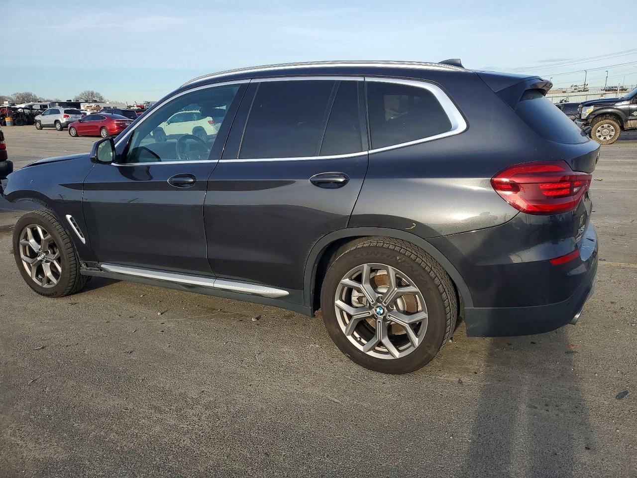2020 BMW X3 XDRIVE30I photo 2