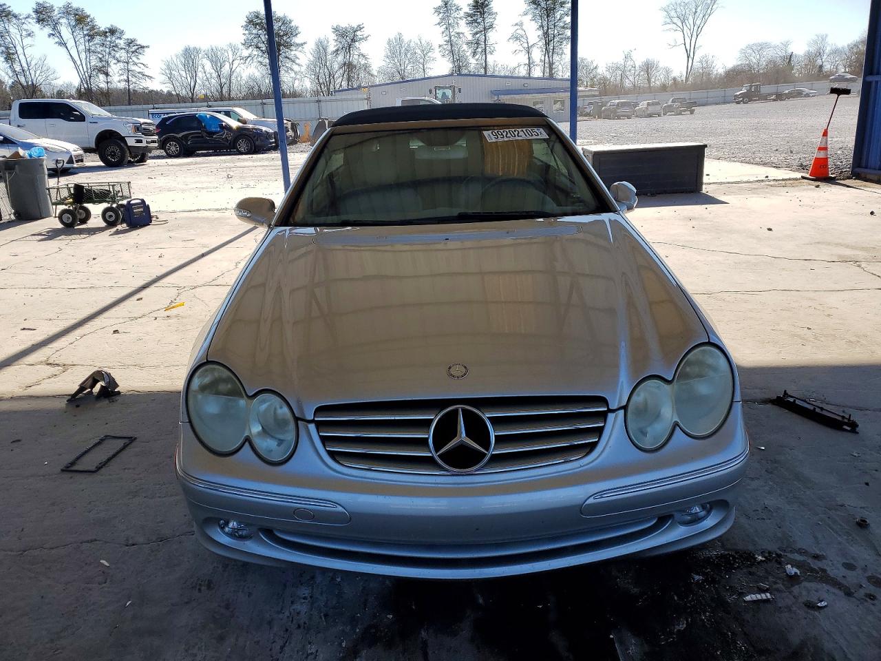 2005 MERCEDES-BENZ CLK 320 photo 5