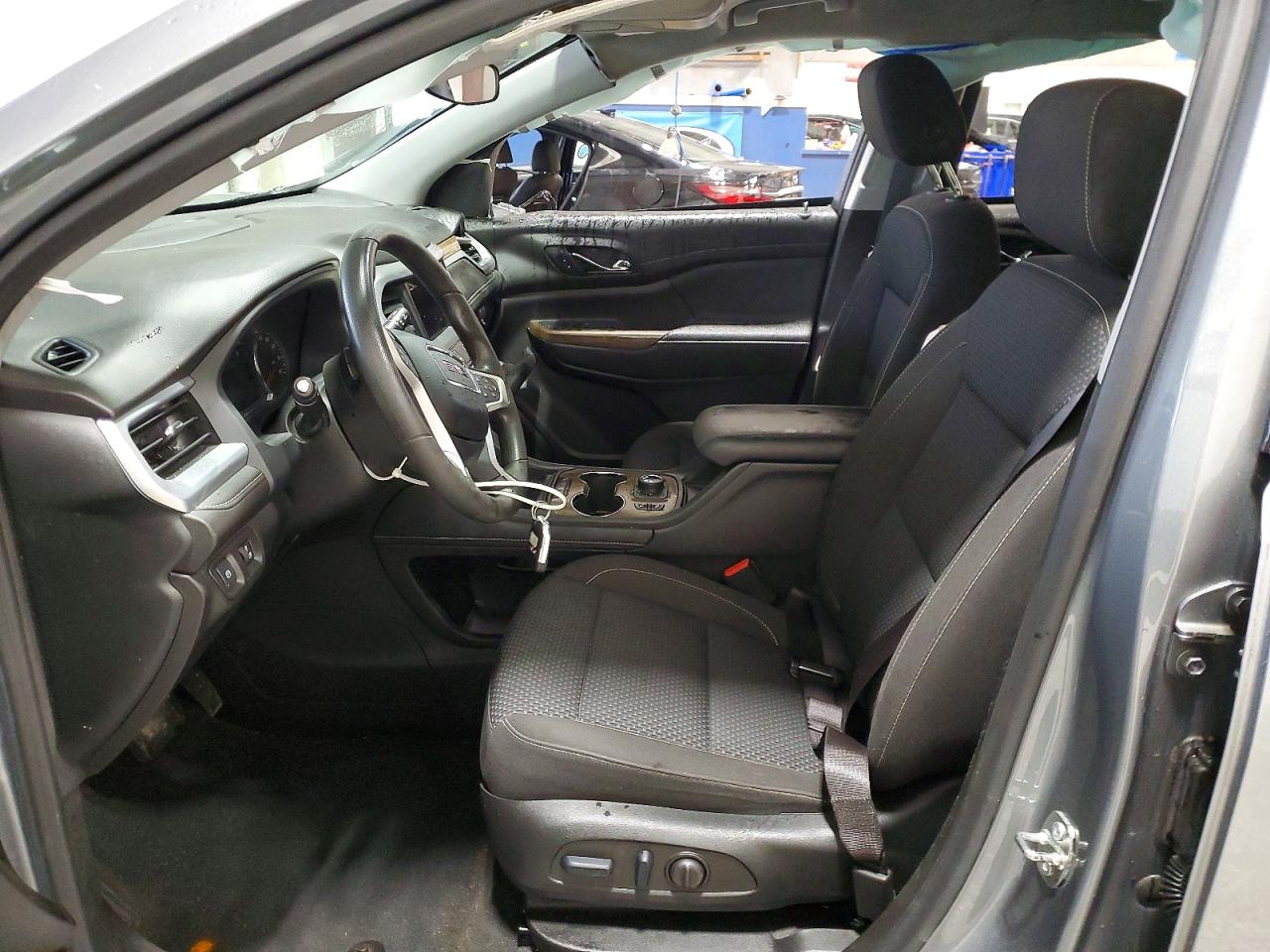 2023 GMC ACADIA SLE photo 7