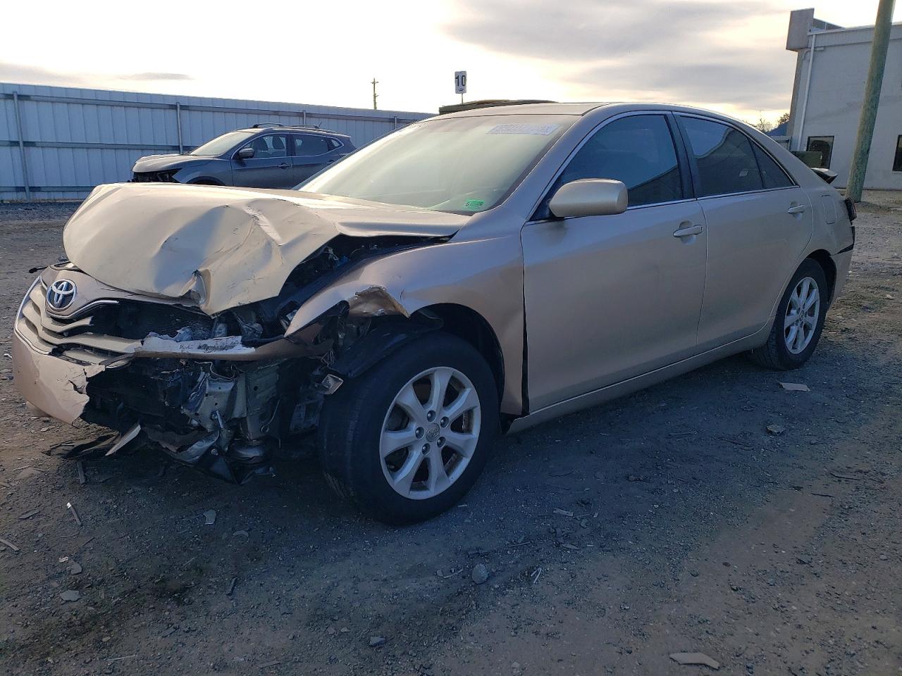 2010 TOYOTA CAMRY