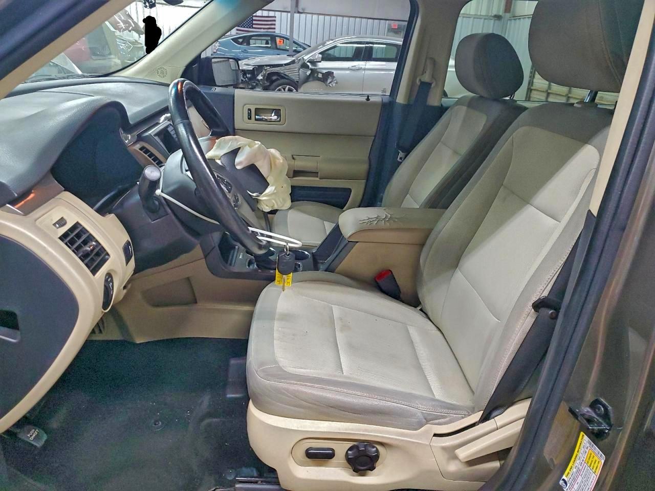 2014 FORD FLEX SE photo 7