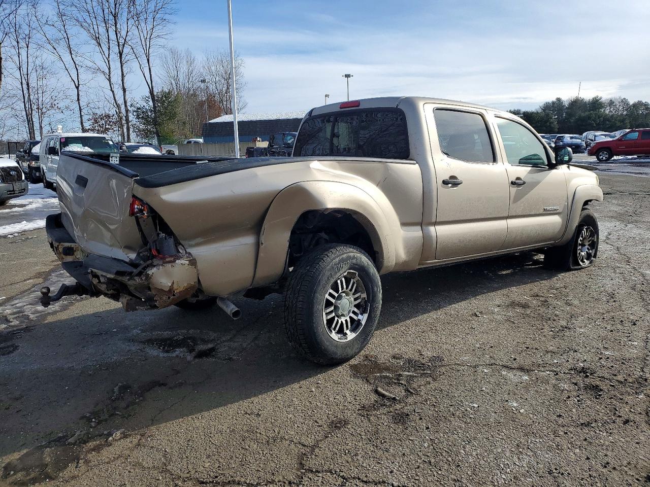 2005 TOYOTA TACOMA DOUBLE CAB LONG BED photo 3