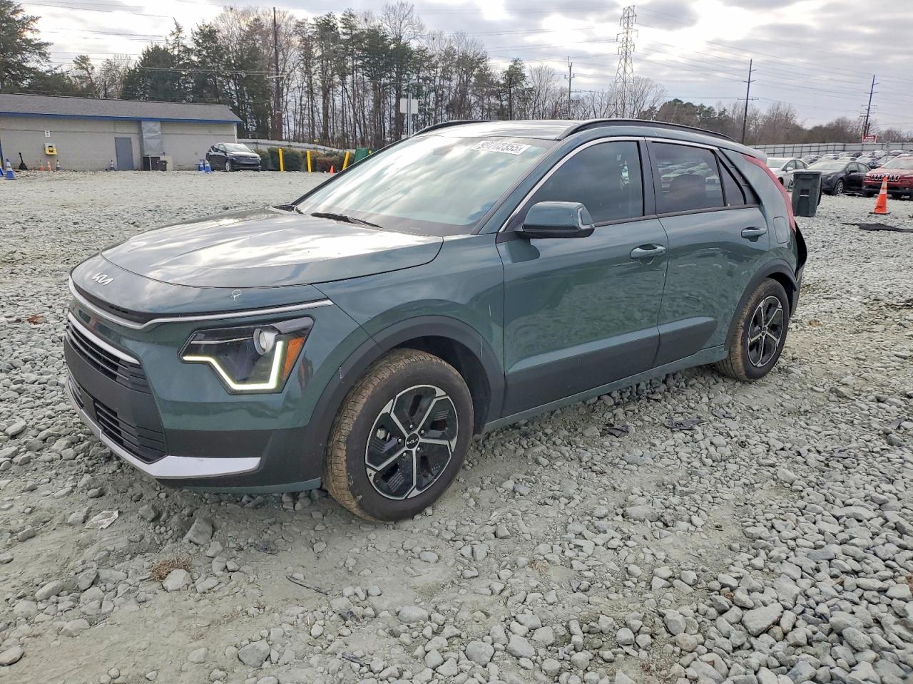 2023 KIA NIRO