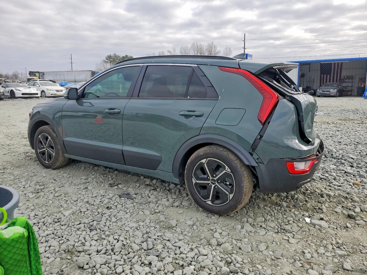 2023 KIA NIRO EX photo 2