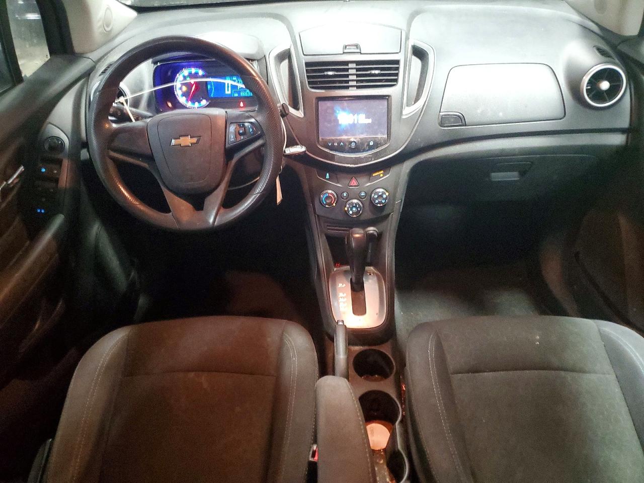 2015 CHEVROLET TRAX LS photo 8