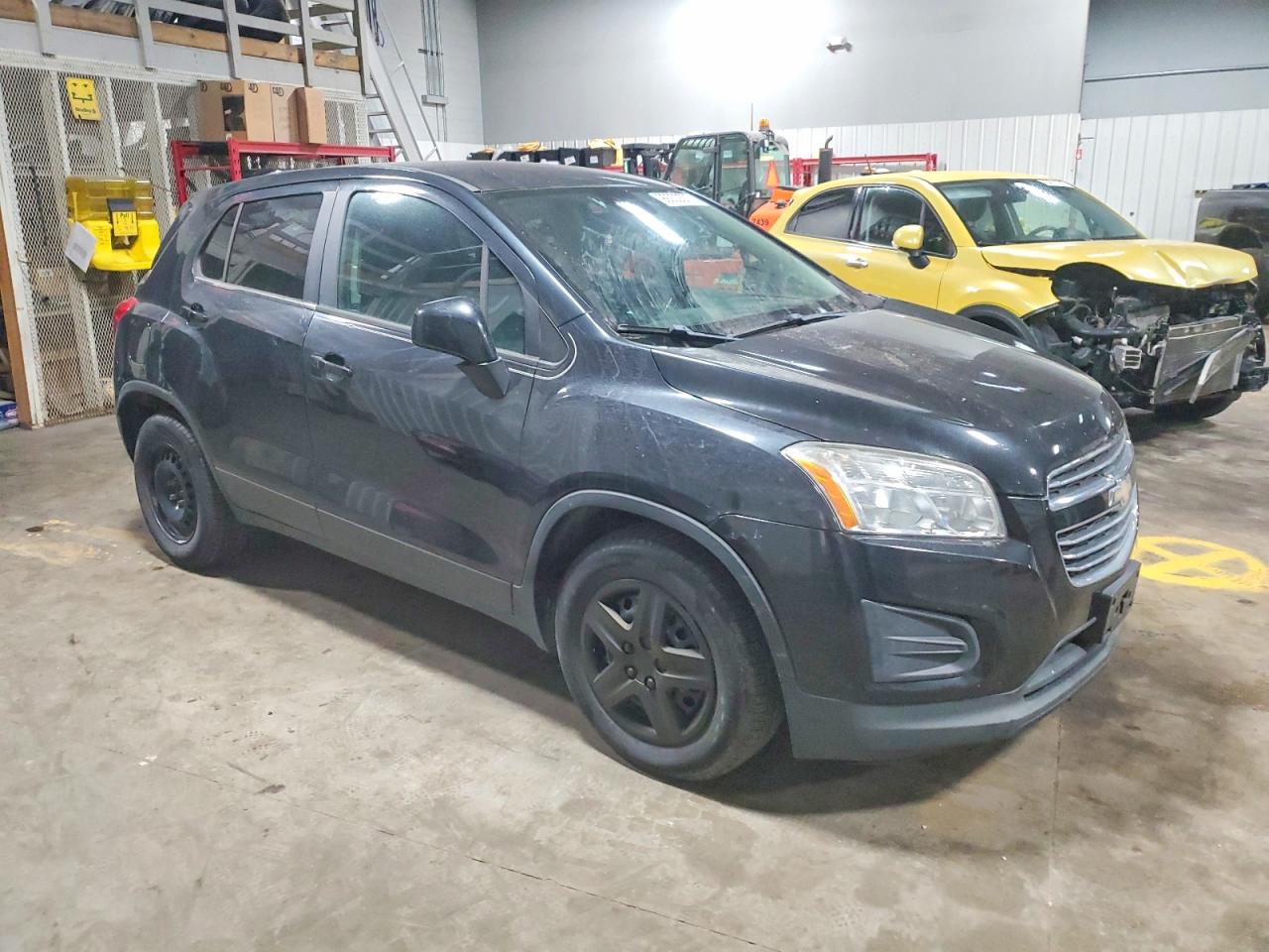 2015 CHEVROLET TRAX LS photo 4