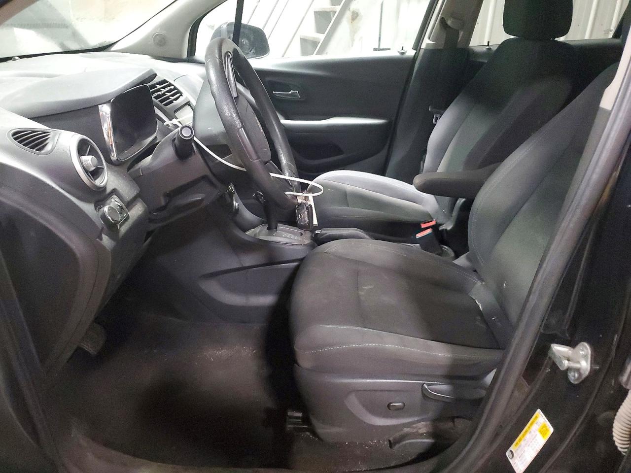 2015 CHEVROLET TRAX LS photo 7