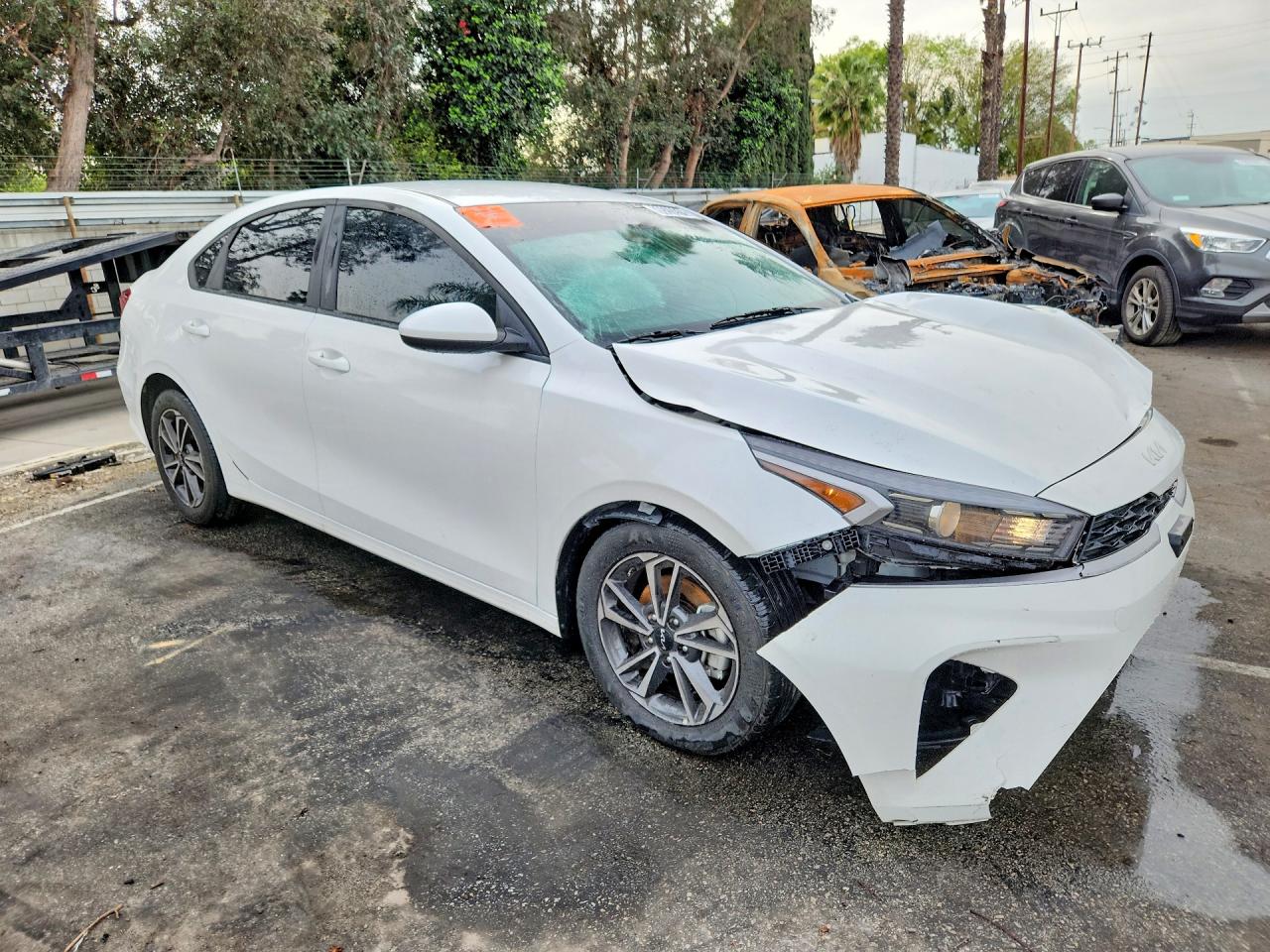 2024 KIA FORTE LX photo 4