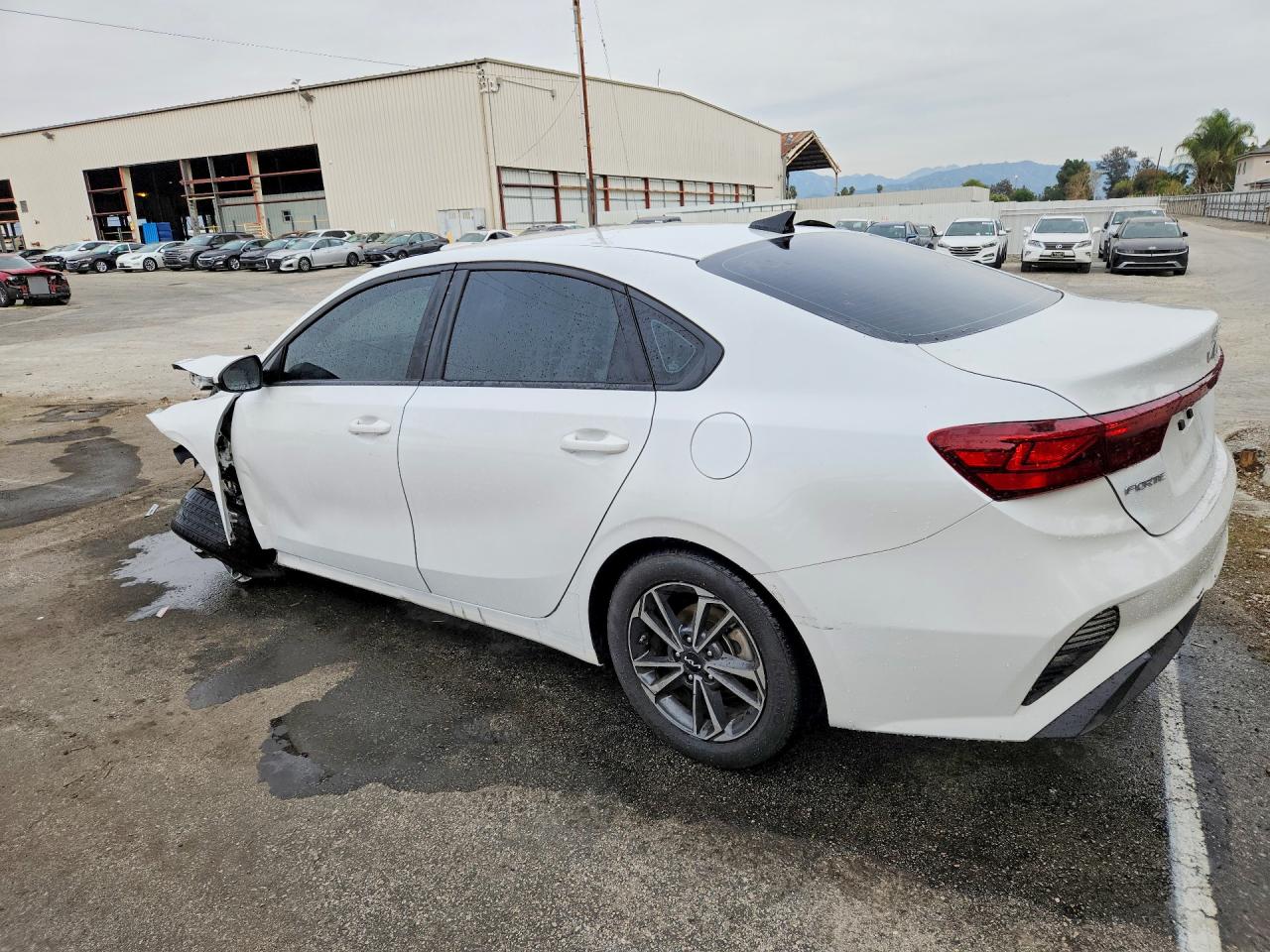 2024 KIA FORTE LX photo 2