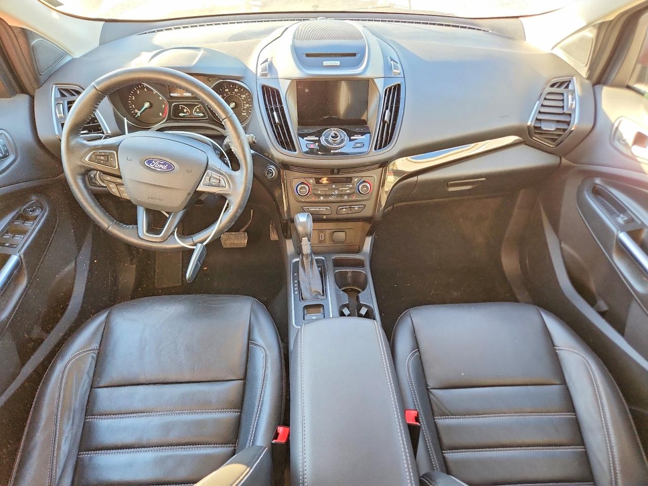 2017 FORD ESCAPE TITANIUM photo 8