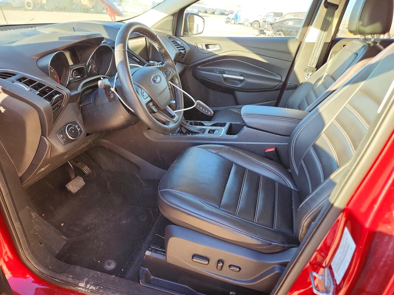 2017 FORD ESCAPE TITANIUM photo 7