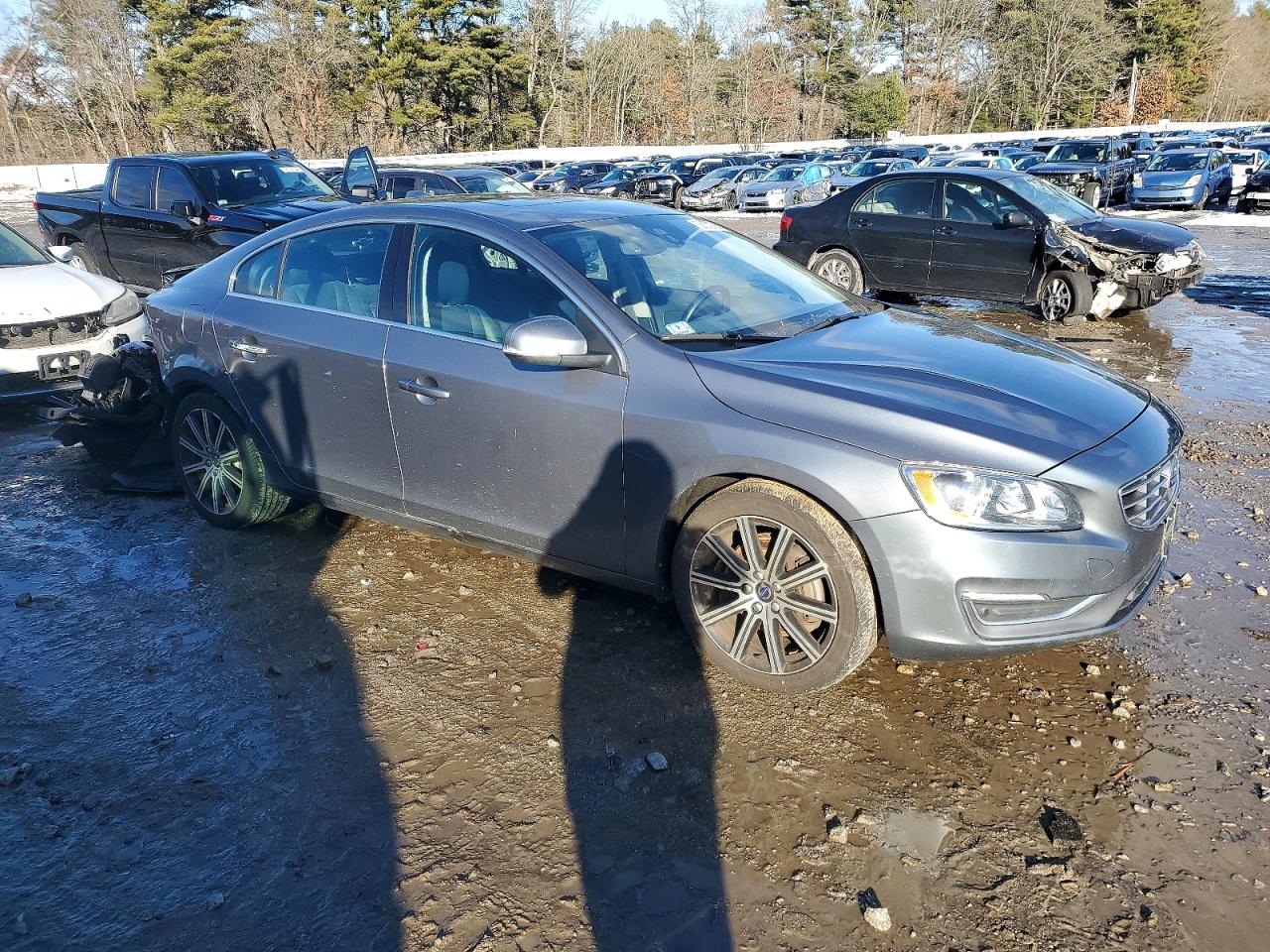 2018 VOLVO S60 INSCRIPTION photo 10
