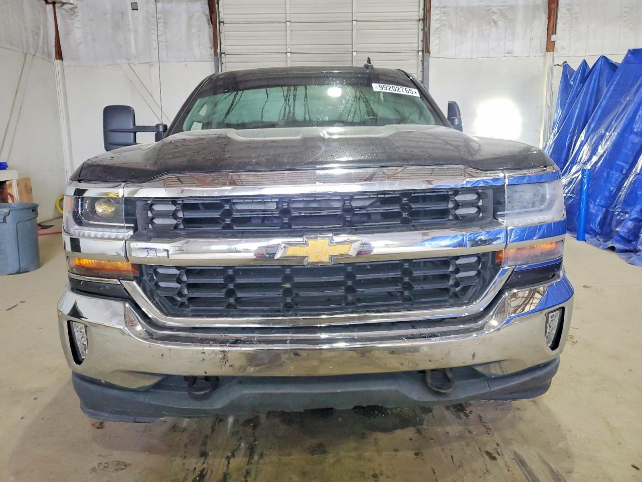 2016 CHEVROLET SILVERADO K1500 LT photo 9