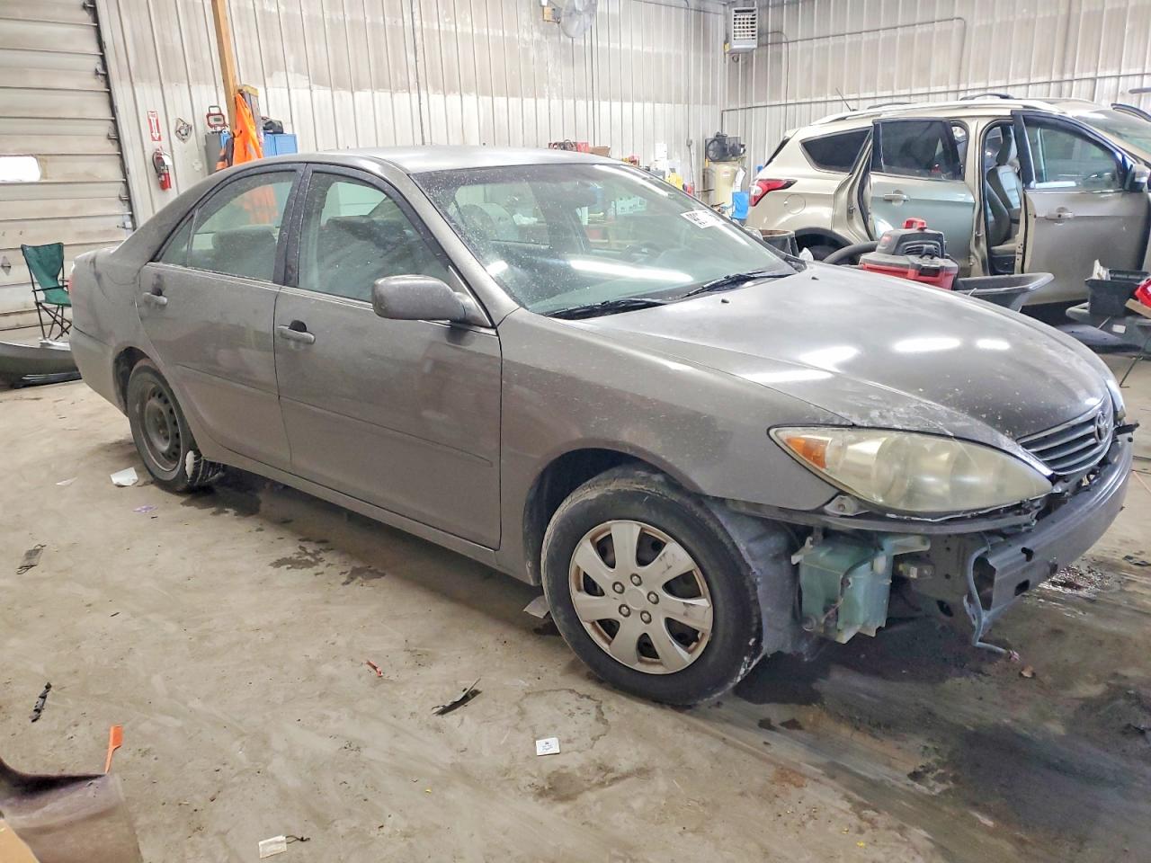 2006 TOYOTA CAMRY LE photo 4