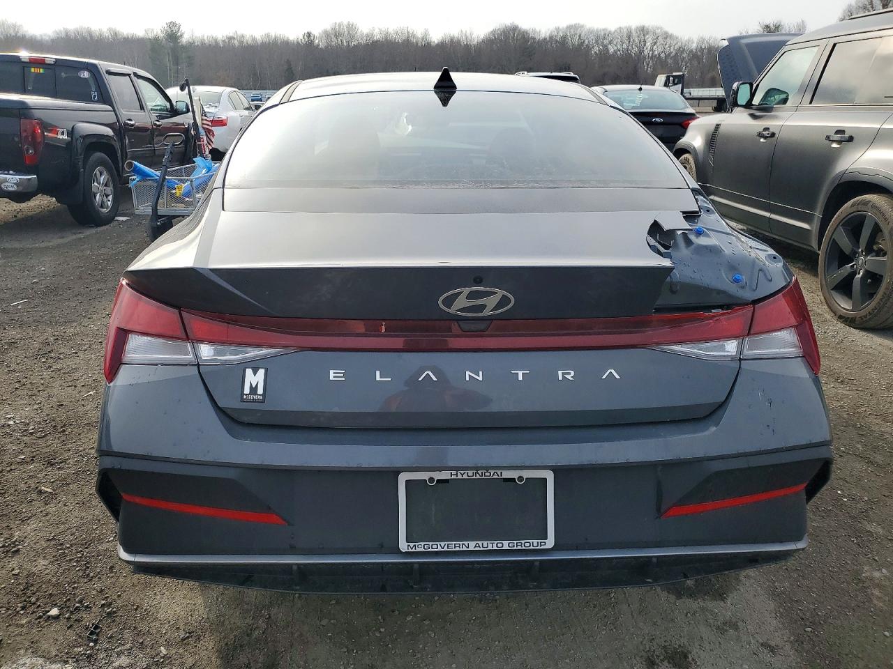 2024 HYUNDAI ELANTRA SE photo 6