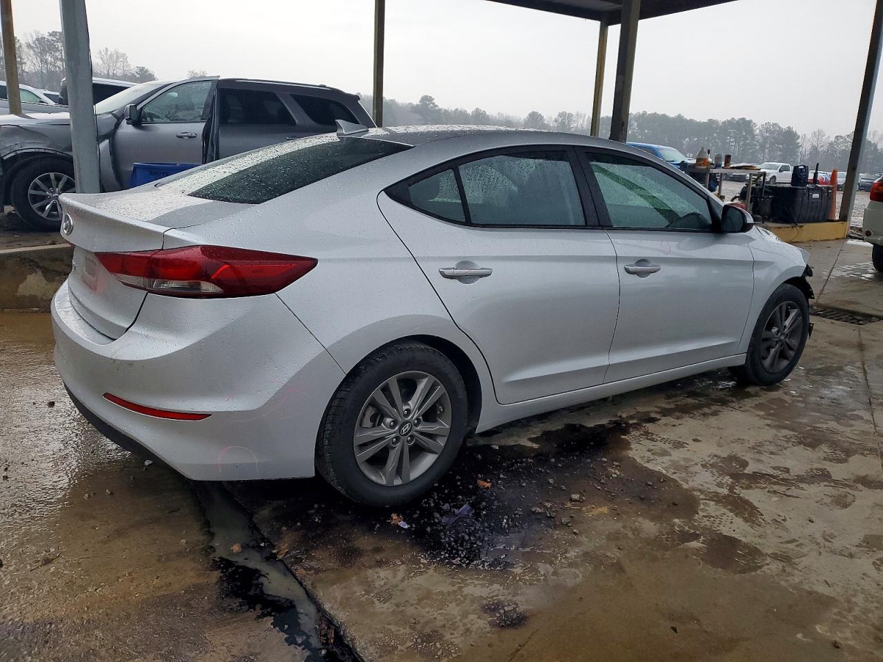 2018 HYUNDAI ELANTRA SEL photo 3
