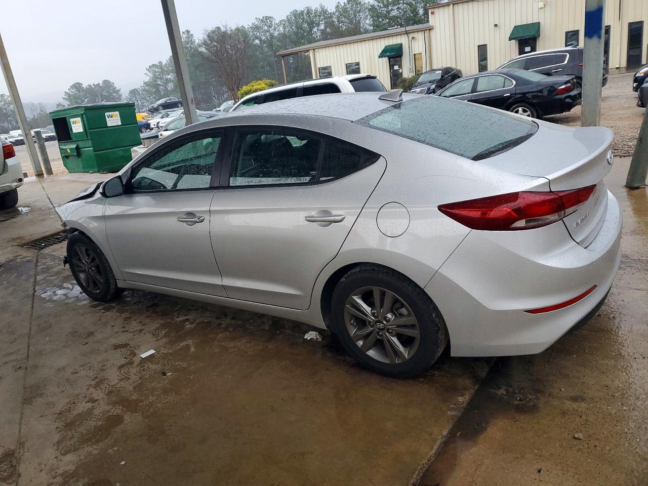 2018 HYUNDAI ELANTRA SEL photo 2