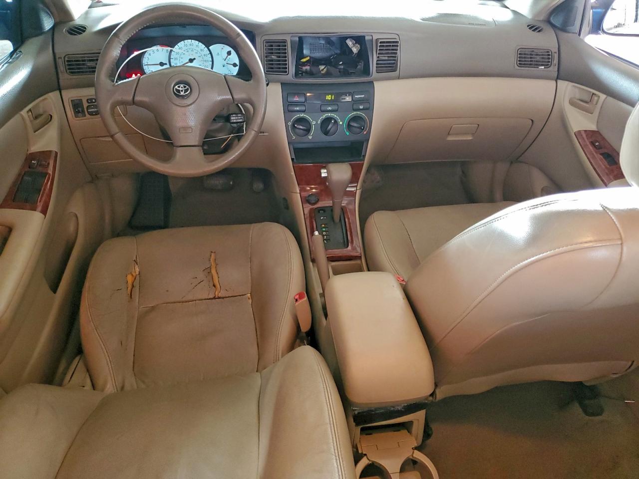 2004 TOYOTA COROLLA CE photo 8