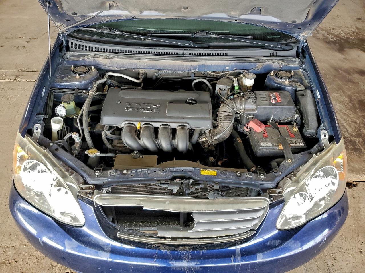 2004 TOYOTA COROLLA CE photo 11
