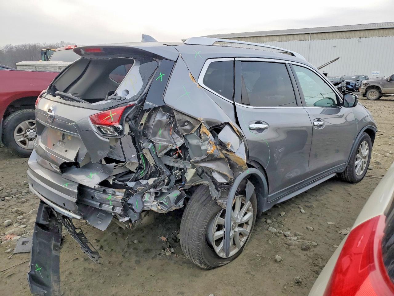 2019 NISSAN ROGUE S photo 3
