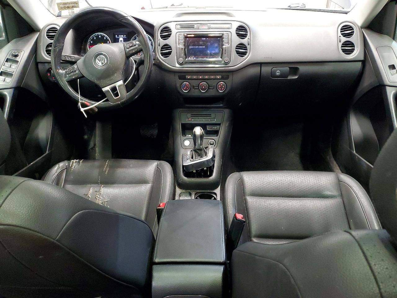 2016 VOLKSWAGEN TIGUAN S photo 8