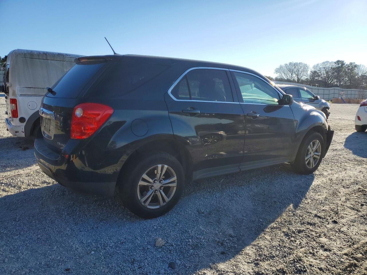 2013 CHEVROLET EQUINOX LS photo 3