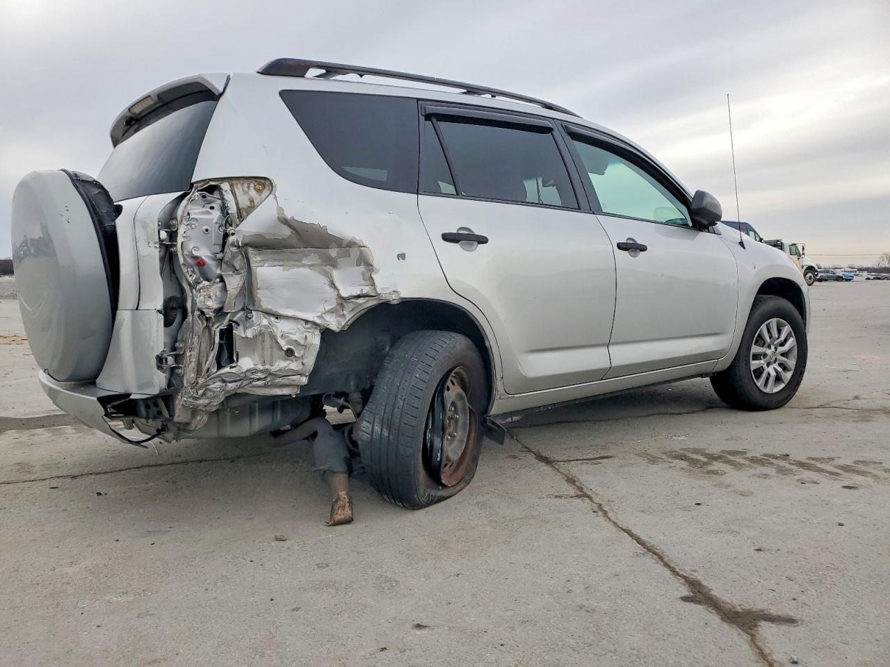 2007 TOYOTA RAV4 photo 3
