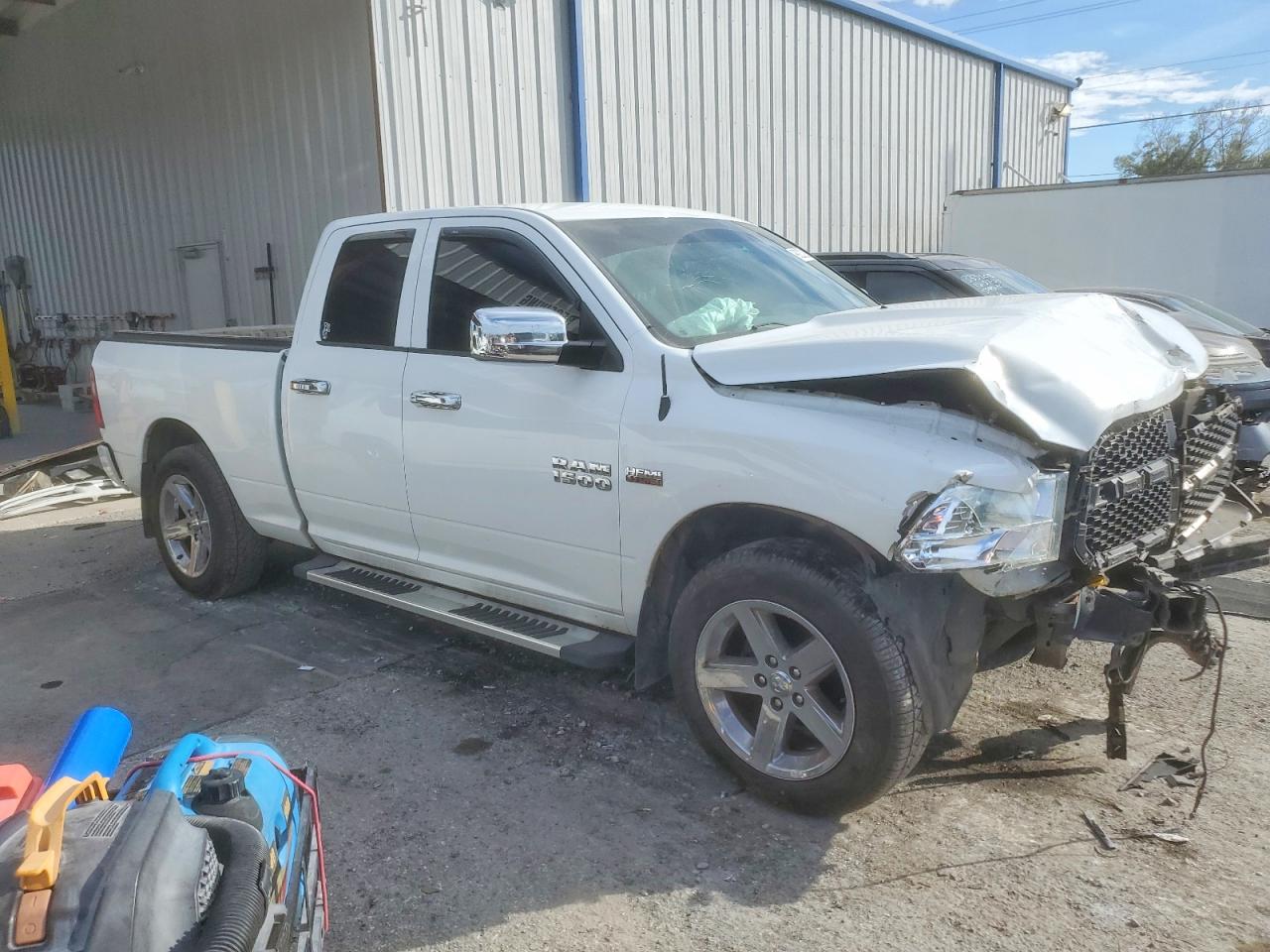 2016 RAM 1500 ST photo 4
