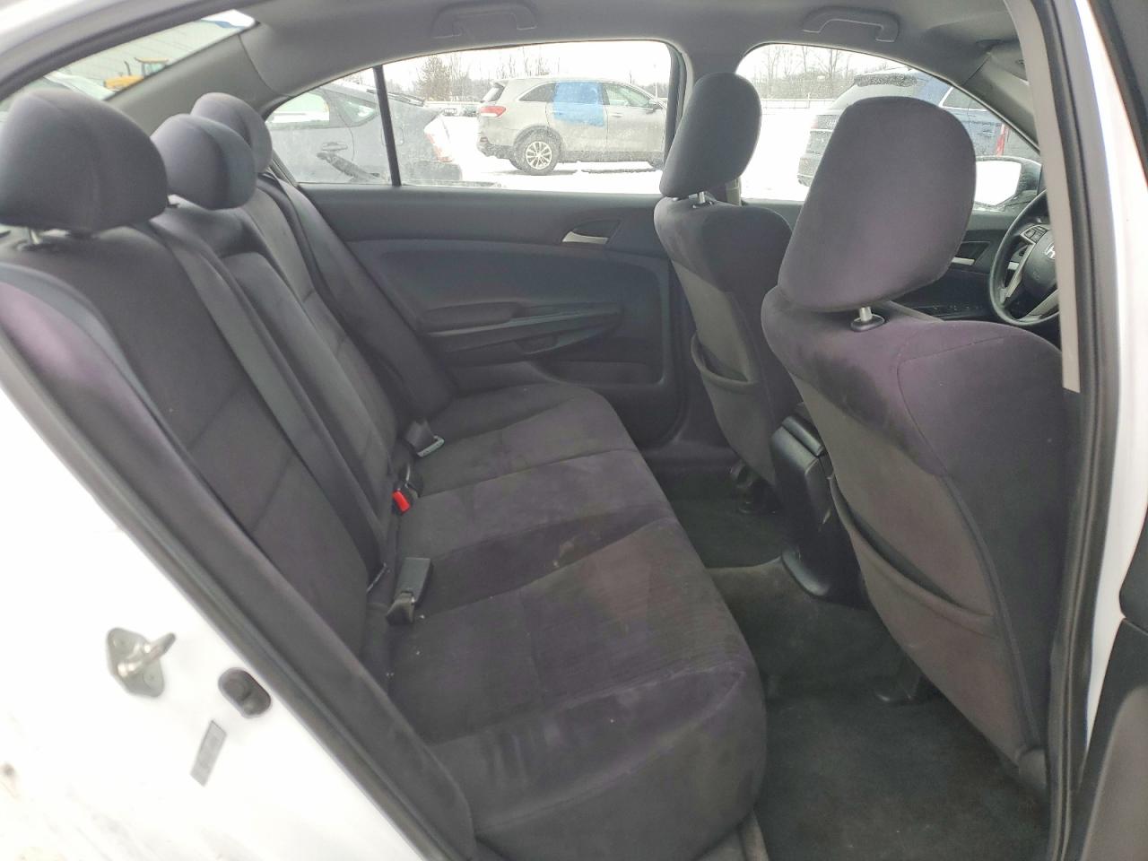 2011 HONDA ACCORD LX photo 10