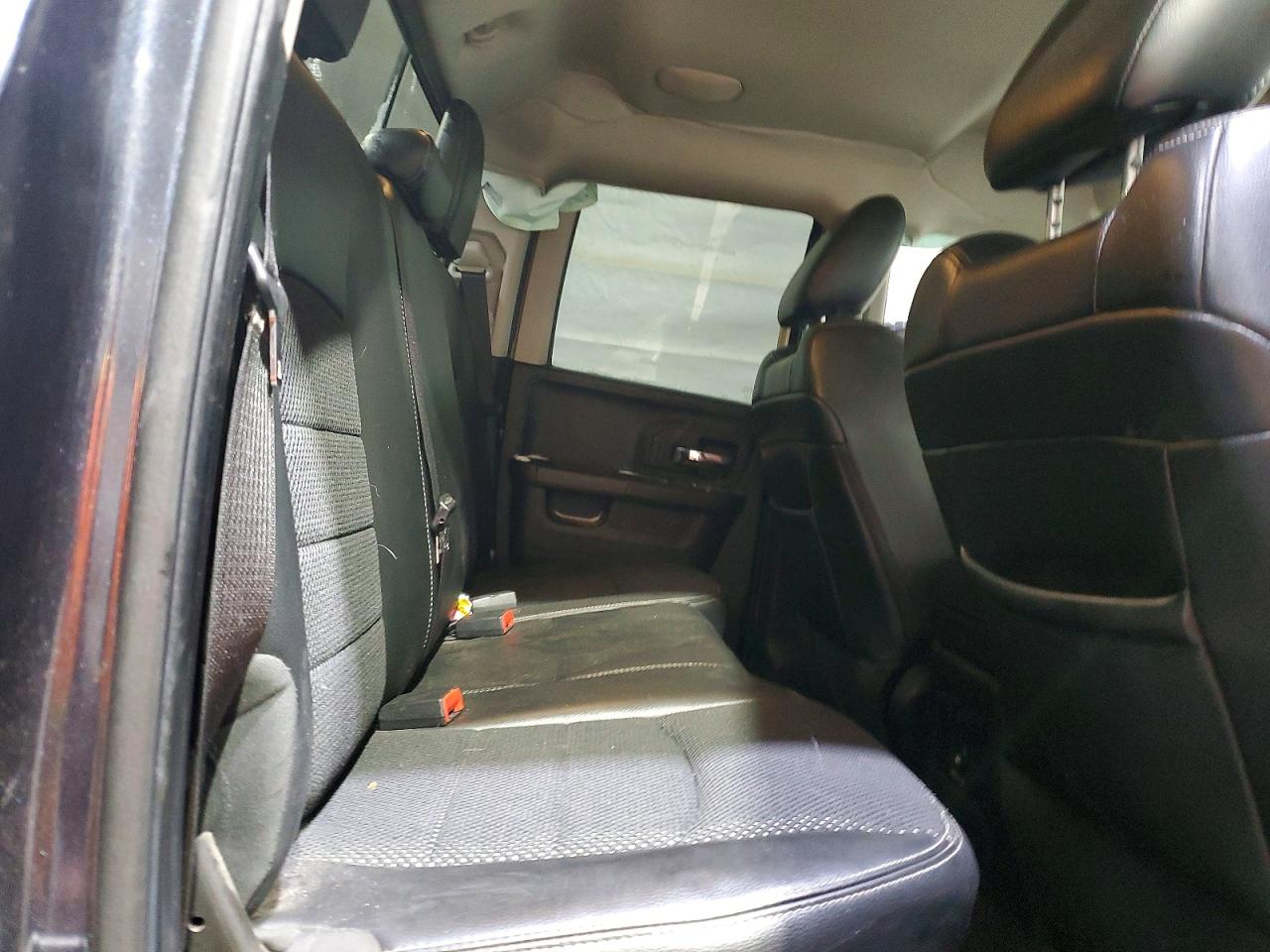 2013 RAM 1500 SPORT photo 10