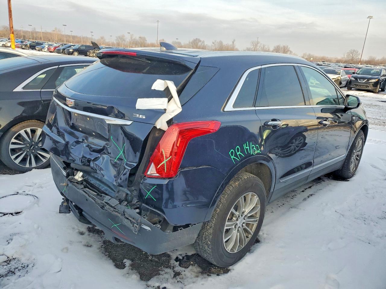 2017 CADILLAC XT5 LUXURY photo 3