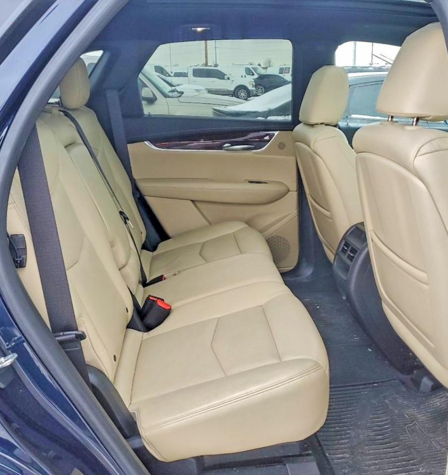 2017 CADILLAC XT5 LUXURY photo 11