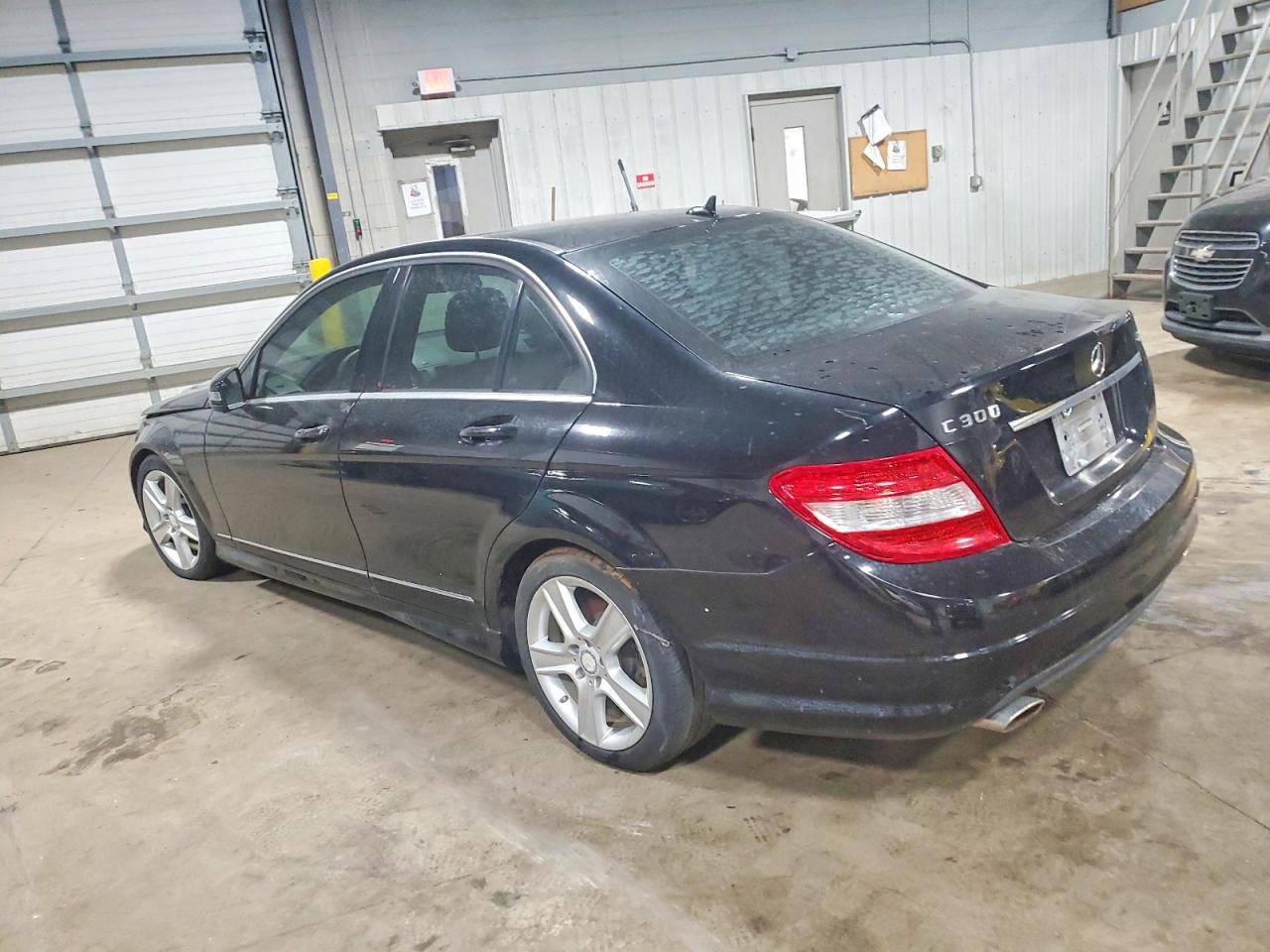 2011 MERCEDES-BENZ C 300 4MATIC photo 2