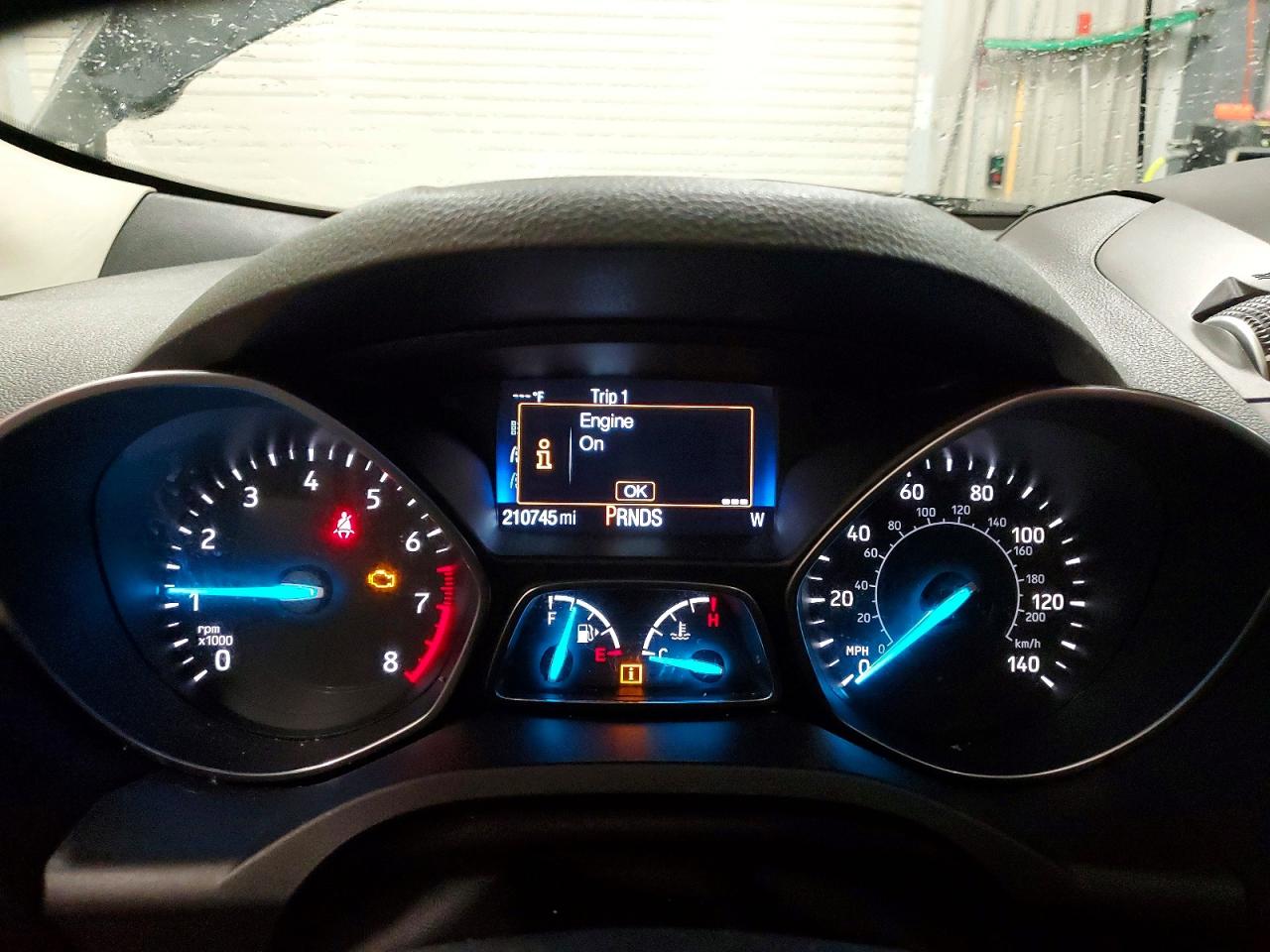 2017 FORD ESCAPE TITANIUM photo 9