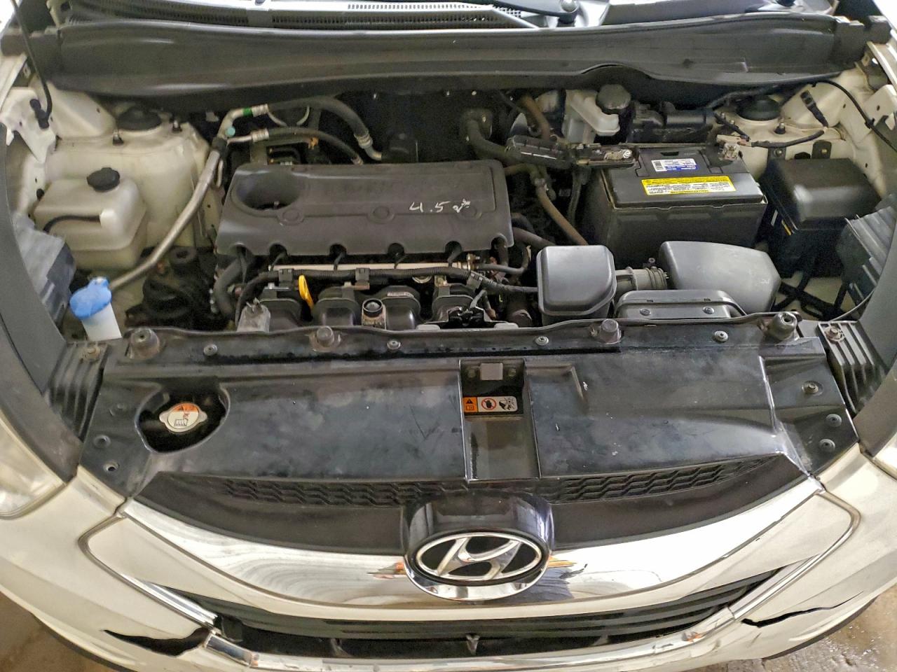 2013 HYUNDAI TUCSON GLS photo 12