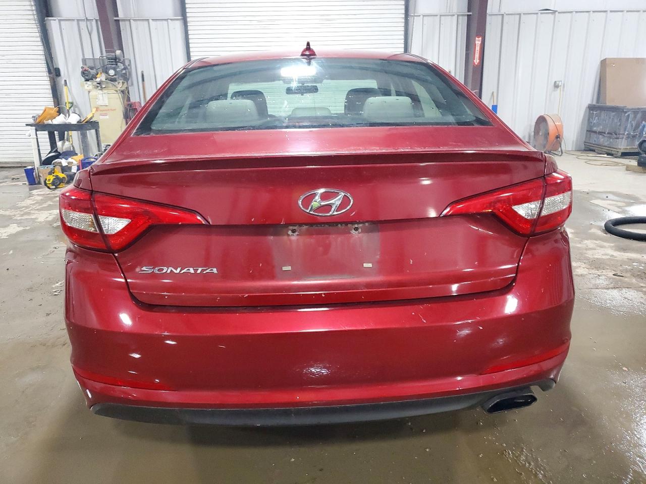 2015 HYUNDAI SONATA SE photo 6