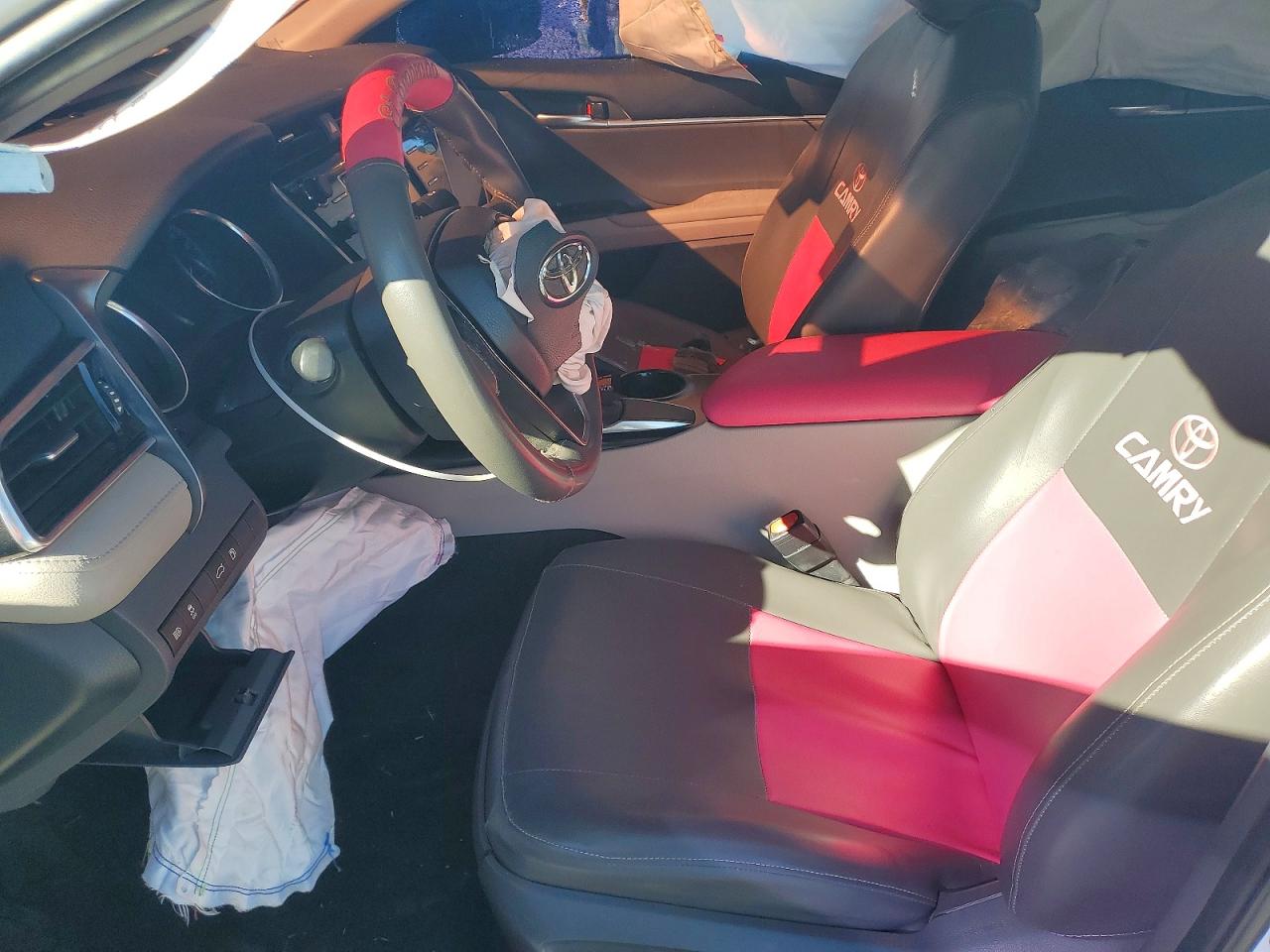 2018 TOYOTA CAMRY L photo 7