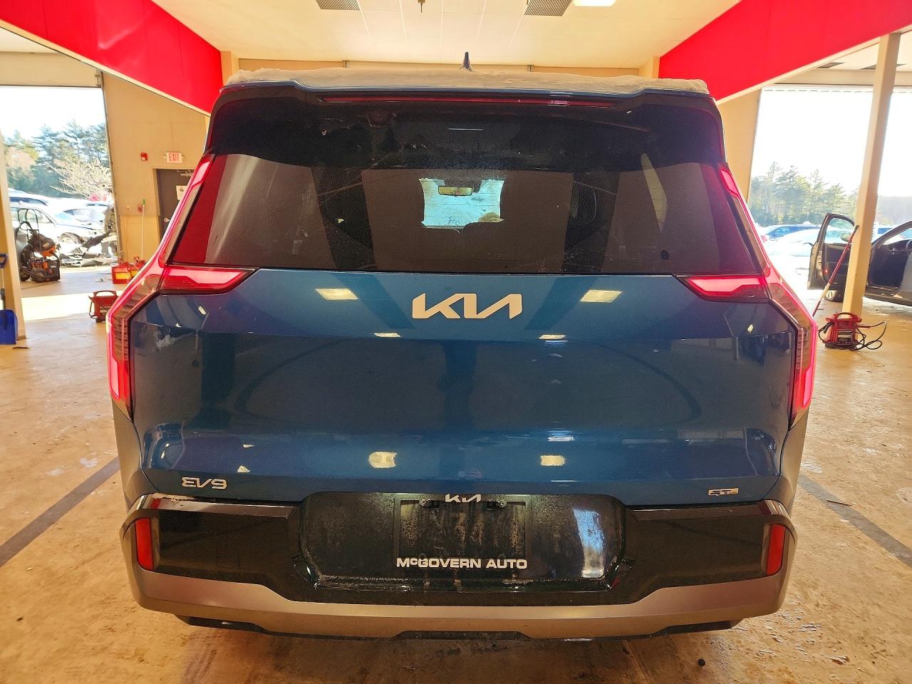 2024 KIA EV9 GT-LINE photo 6