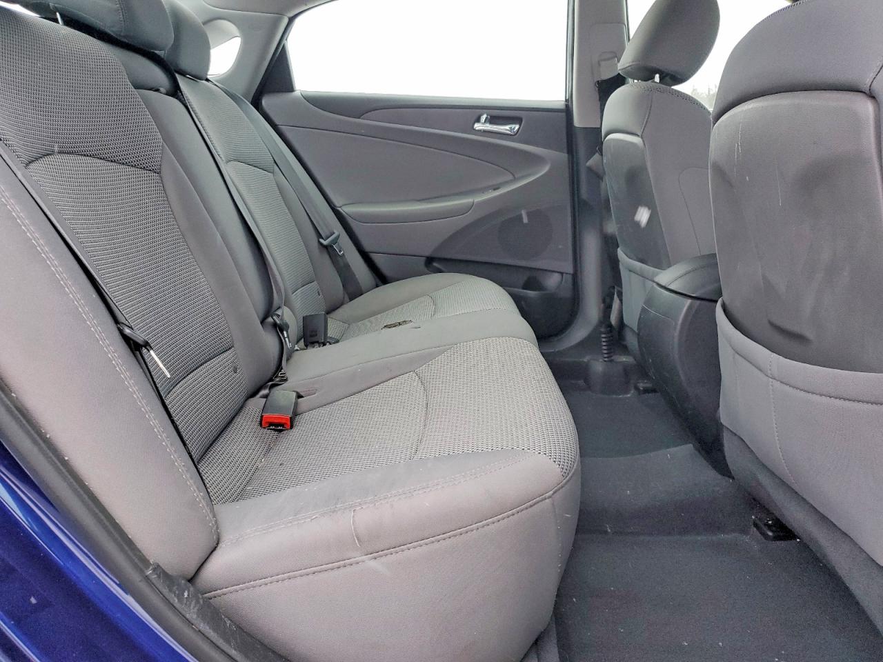 2011 HYUNDAI SONATA GLS photo 10