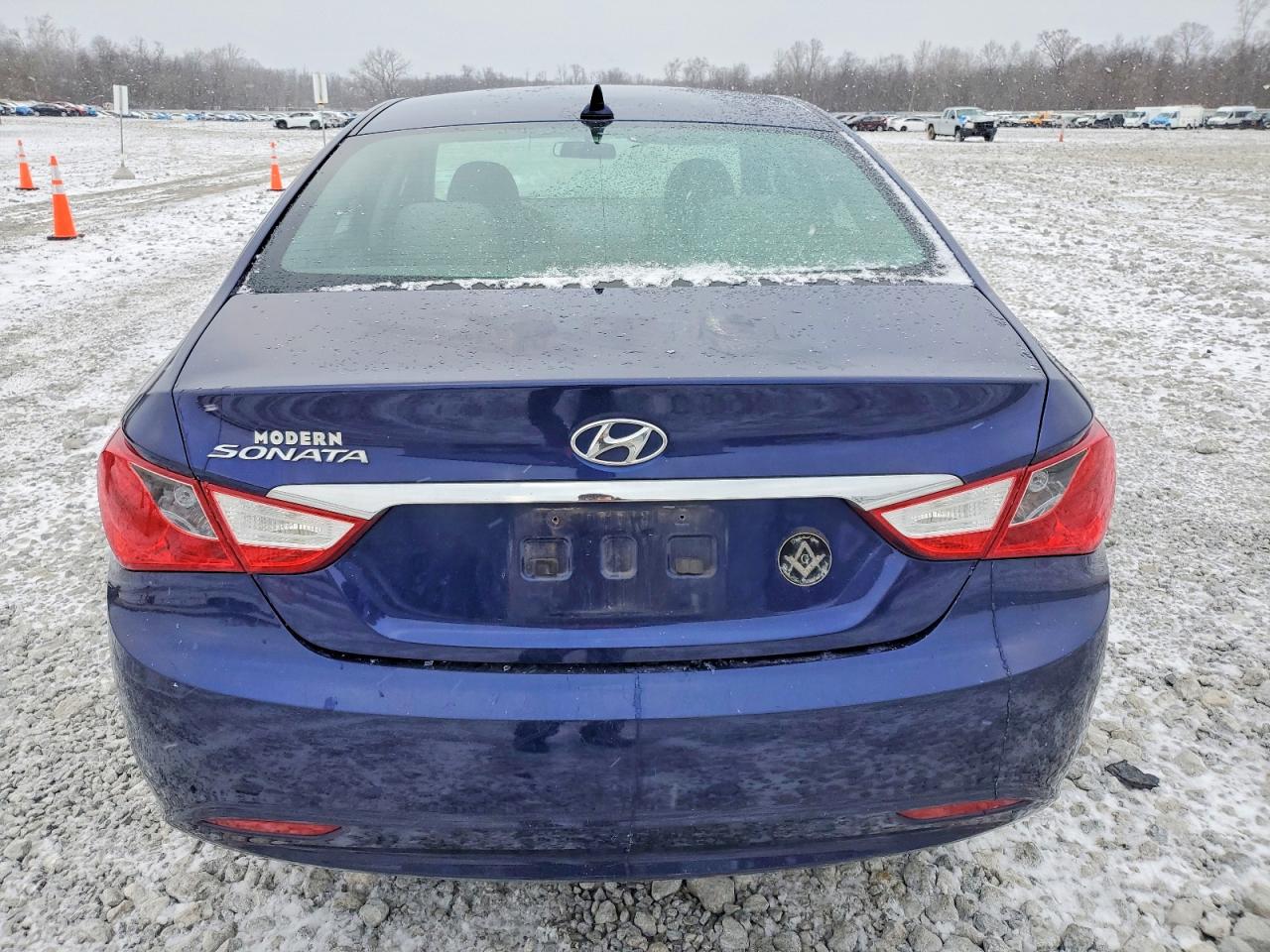 2011 HYUNDAI SONATA GLS photo 6