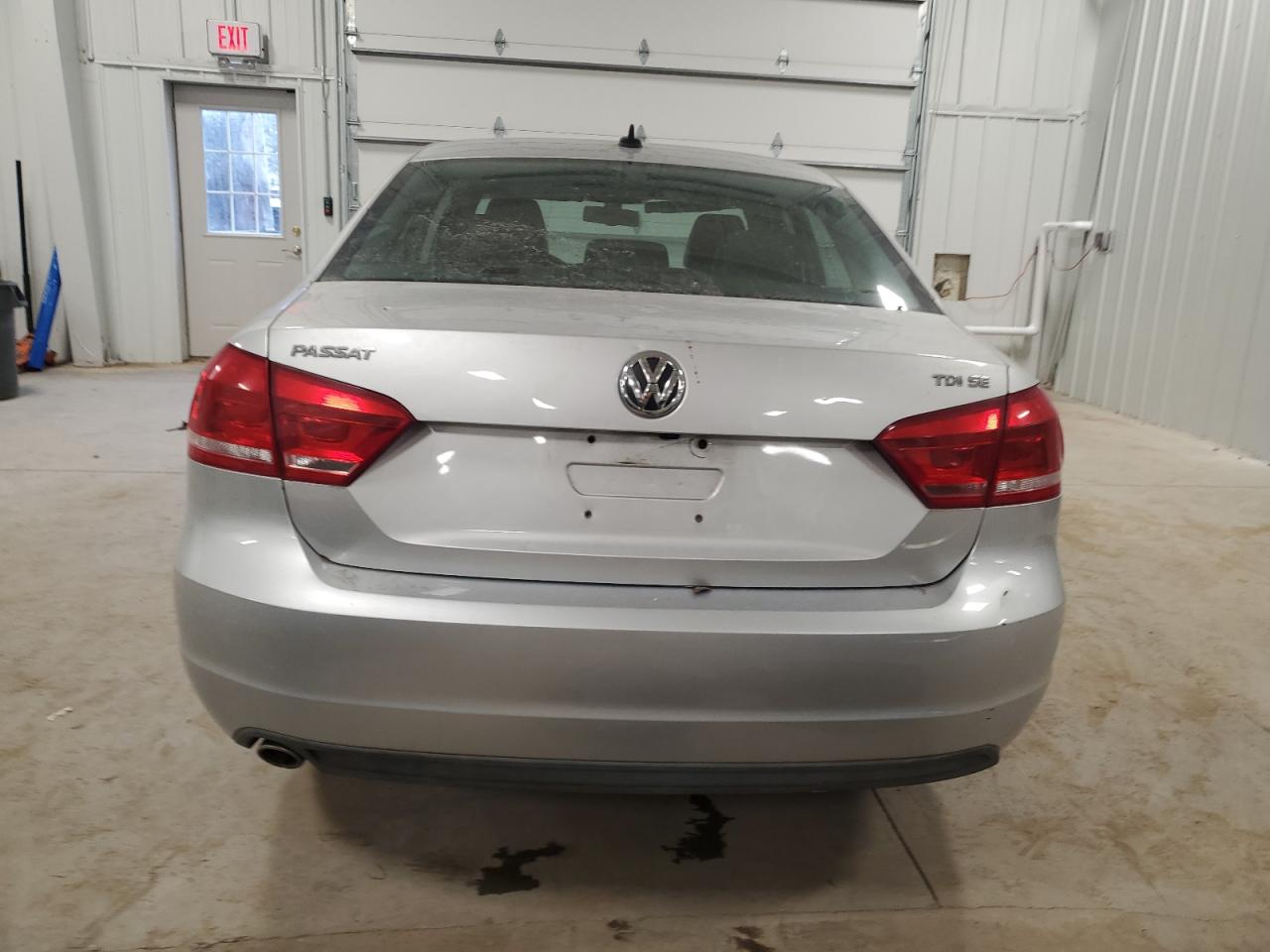 2014 VOLKSWAGEN PASSAT SE photo 6