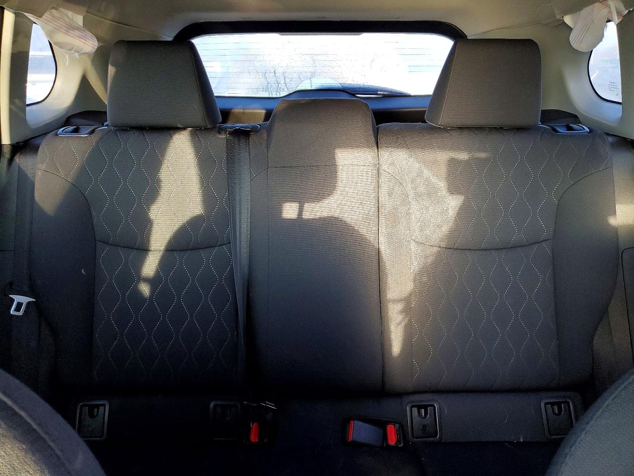 2023 TOYOTA COROLLA CROSS LE photo 19