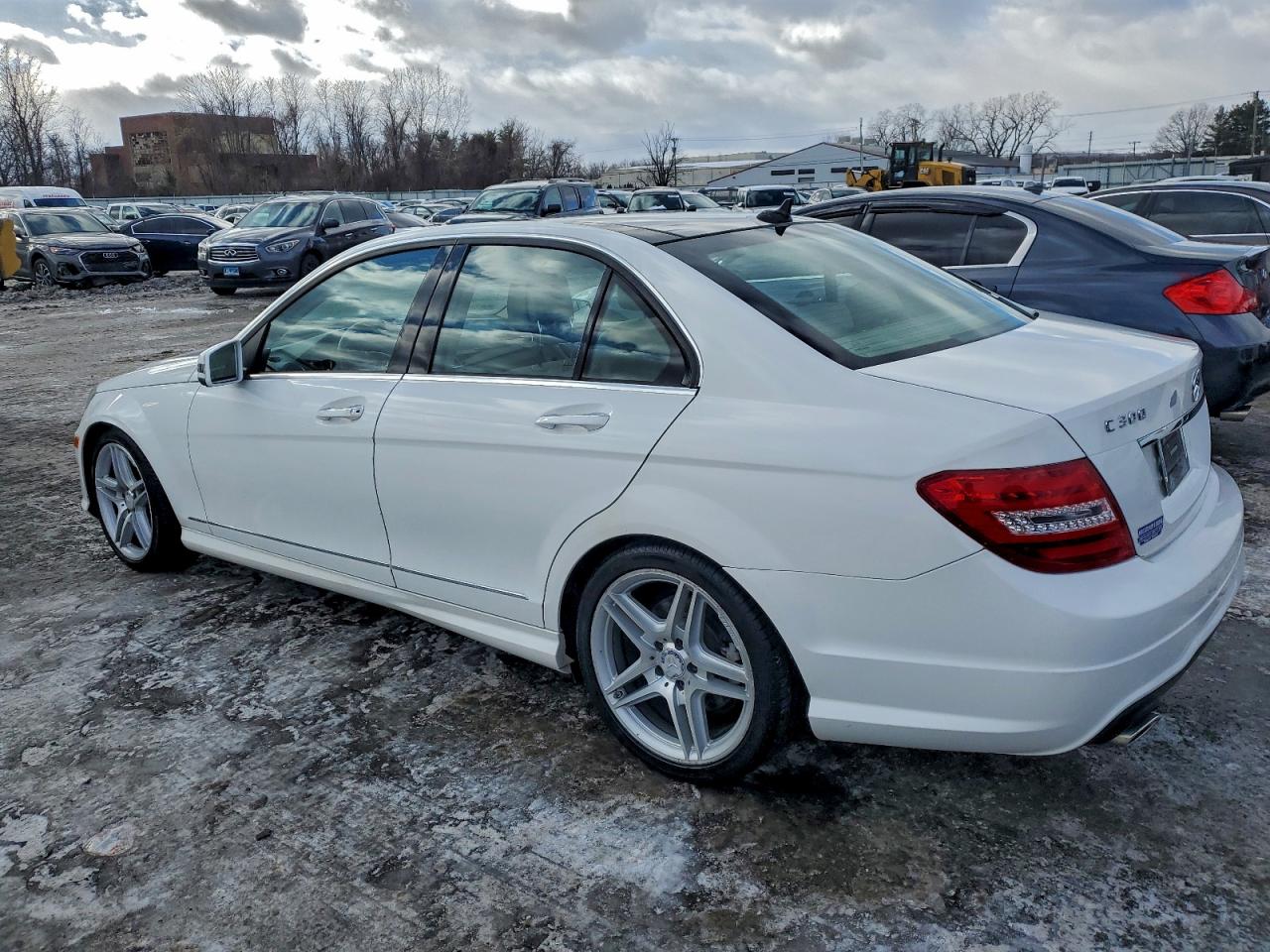 2014 MERCEDES-BENZ C 300 4MATIC photo 2