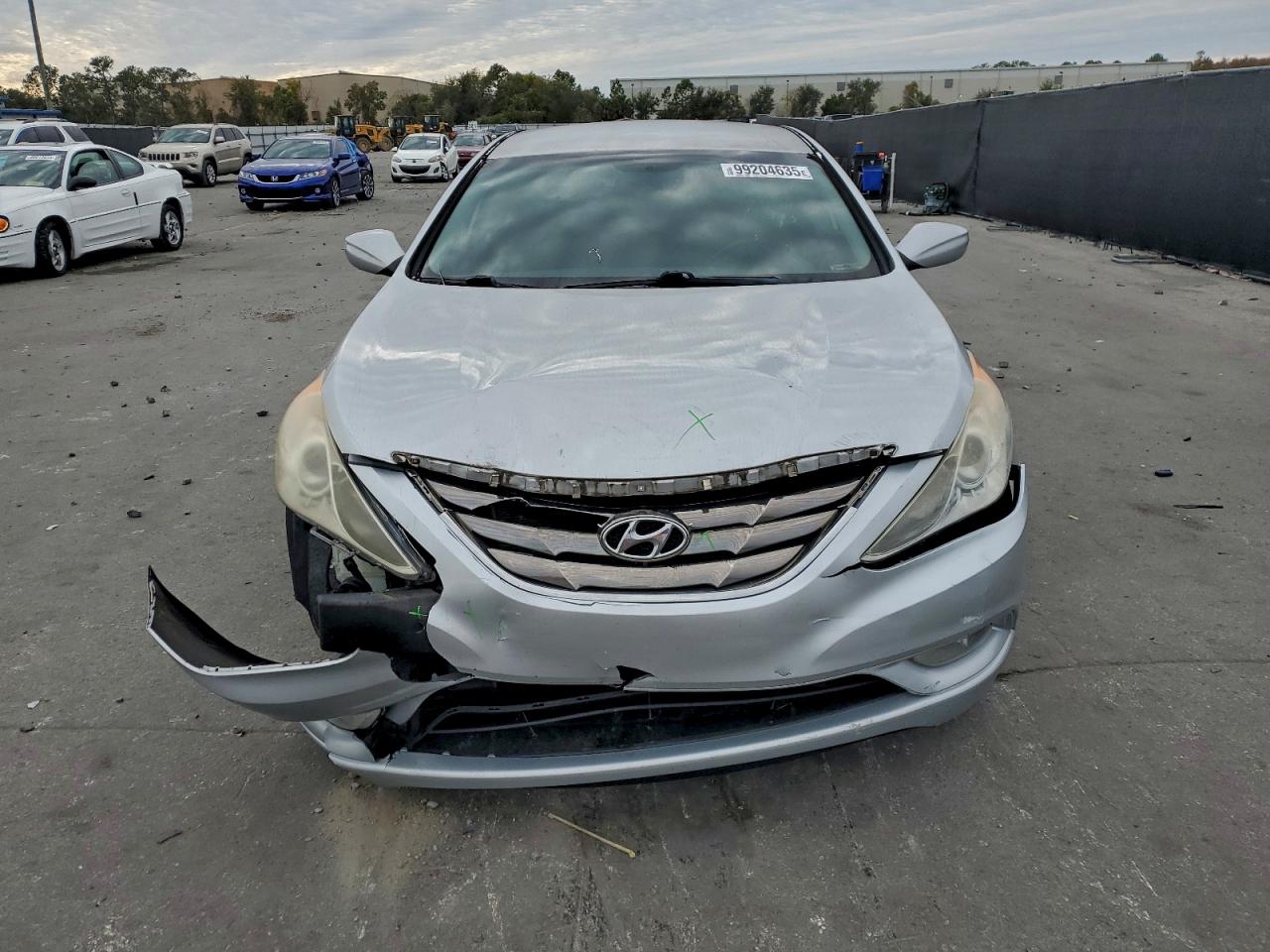 2013 HYUNDAI SONATA SE photo 5