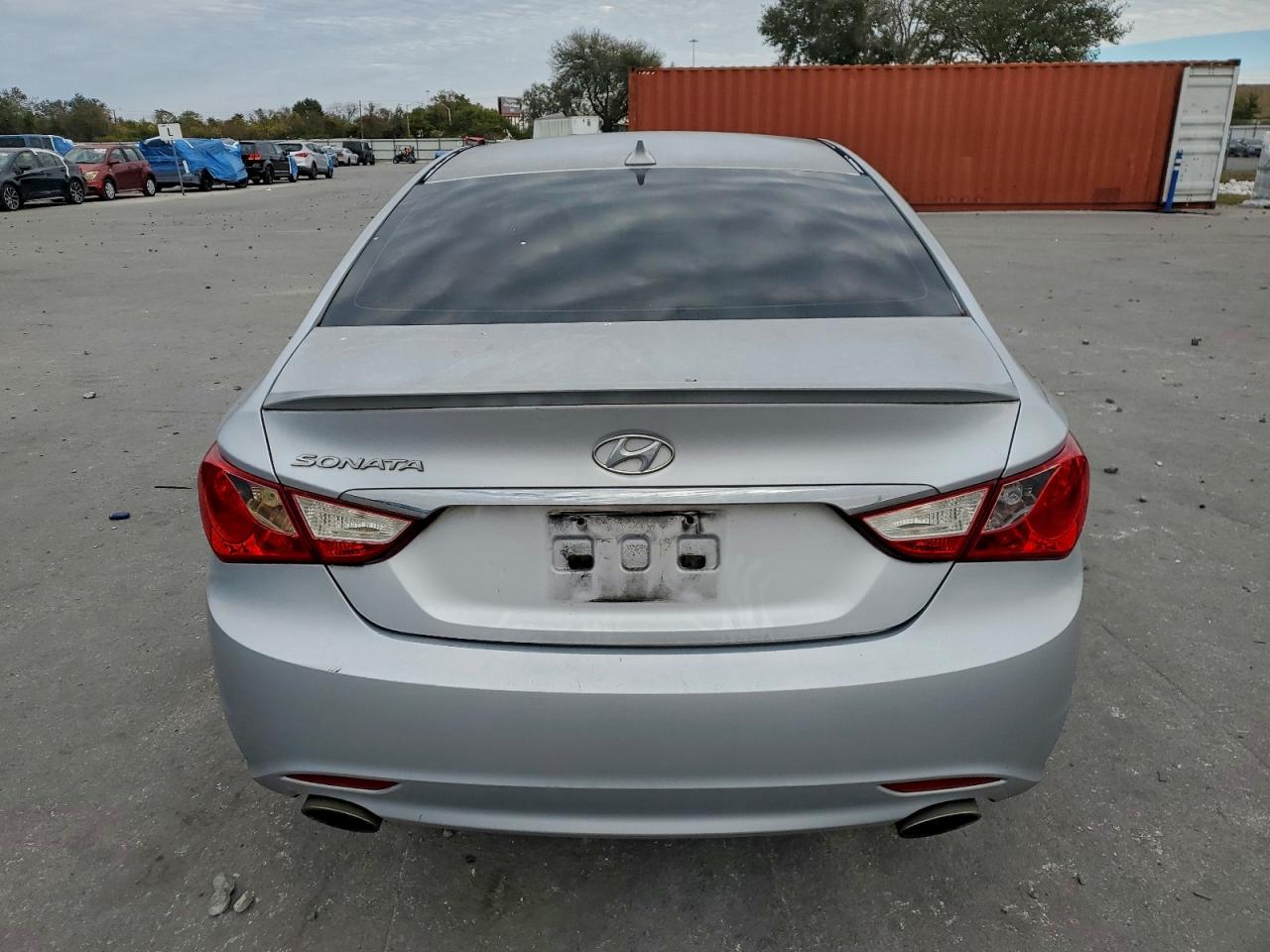2013 HYUNDAI SONATA SE photo 6