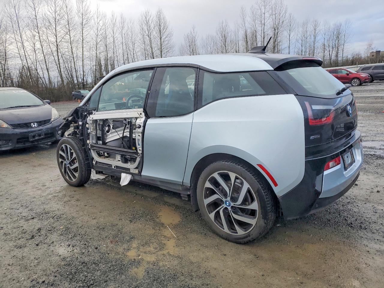 2017 BMW I3 BEV photo 2