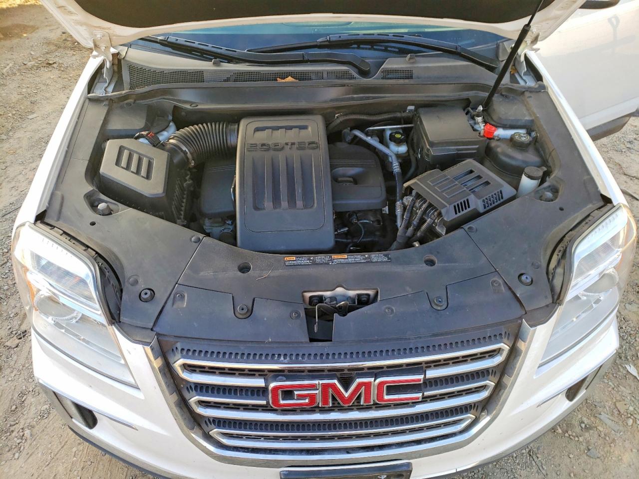 2017 GMC TERRAIN SLT photo 12