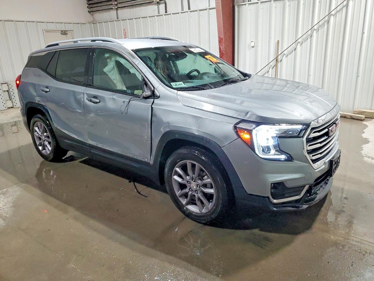 2024 GMC TERRAIN SLT photo 4