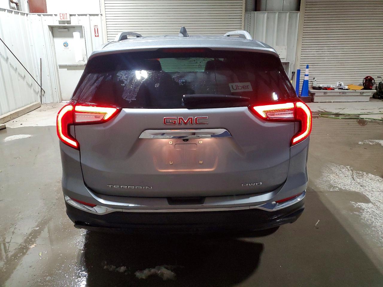 2024 GMC TERRAIN SLT photo 6